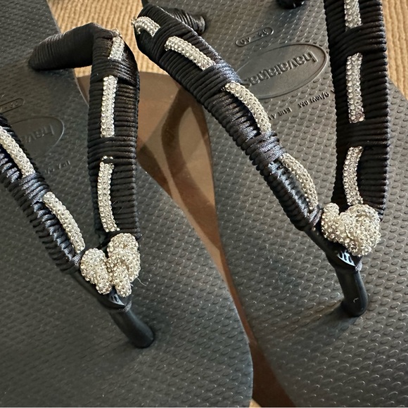 Sandals - Picture 4 of 5